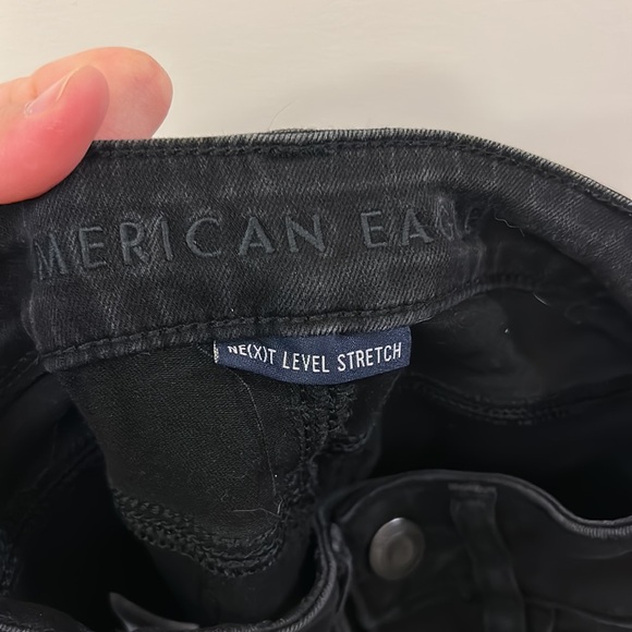 American Eagle Women’s Jeans Black/Distressed Size 00 Short - Picture 7 of 8